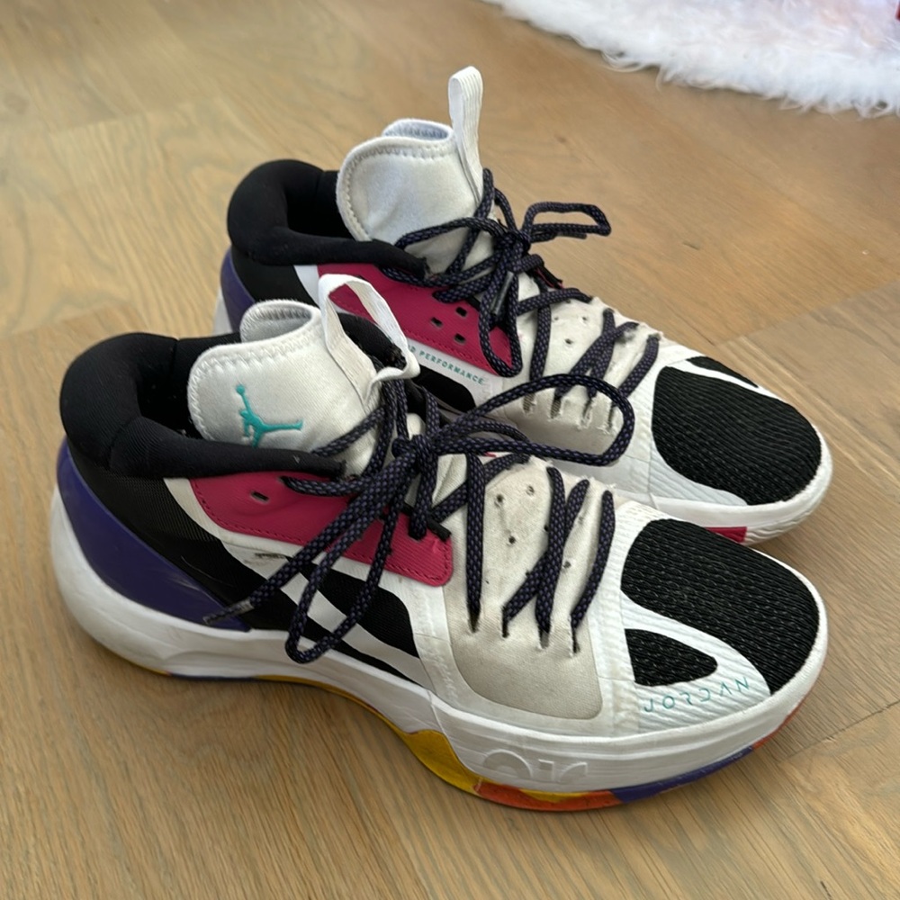 Jordan basketball shoes